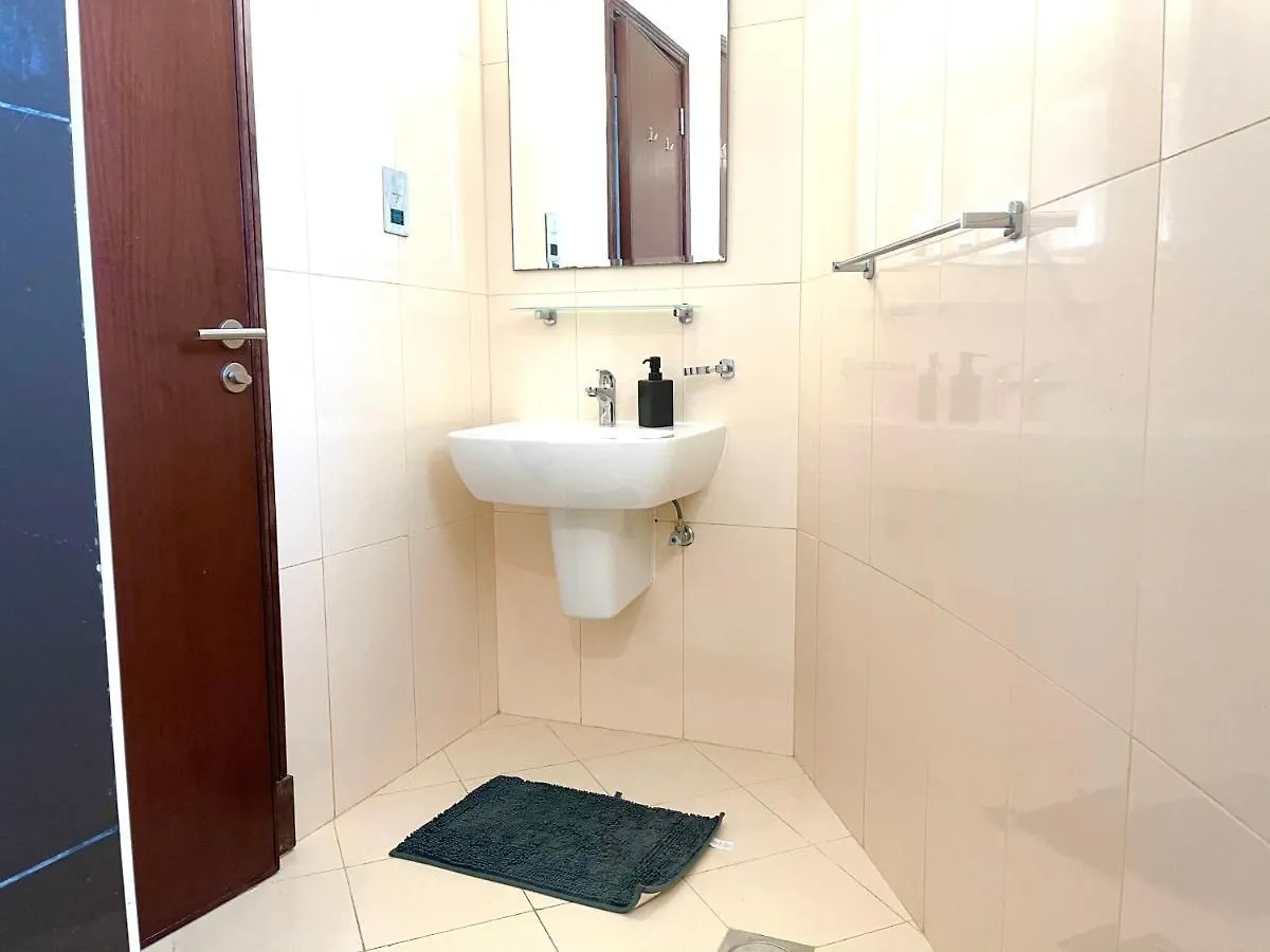 Upgraded 2 Bedrooms To 3 Bedrooms Private Residential Apartment In C4 Tower In Hydra Avenue Towers In Al Reem Island - 1307 アブダビ 0*,
